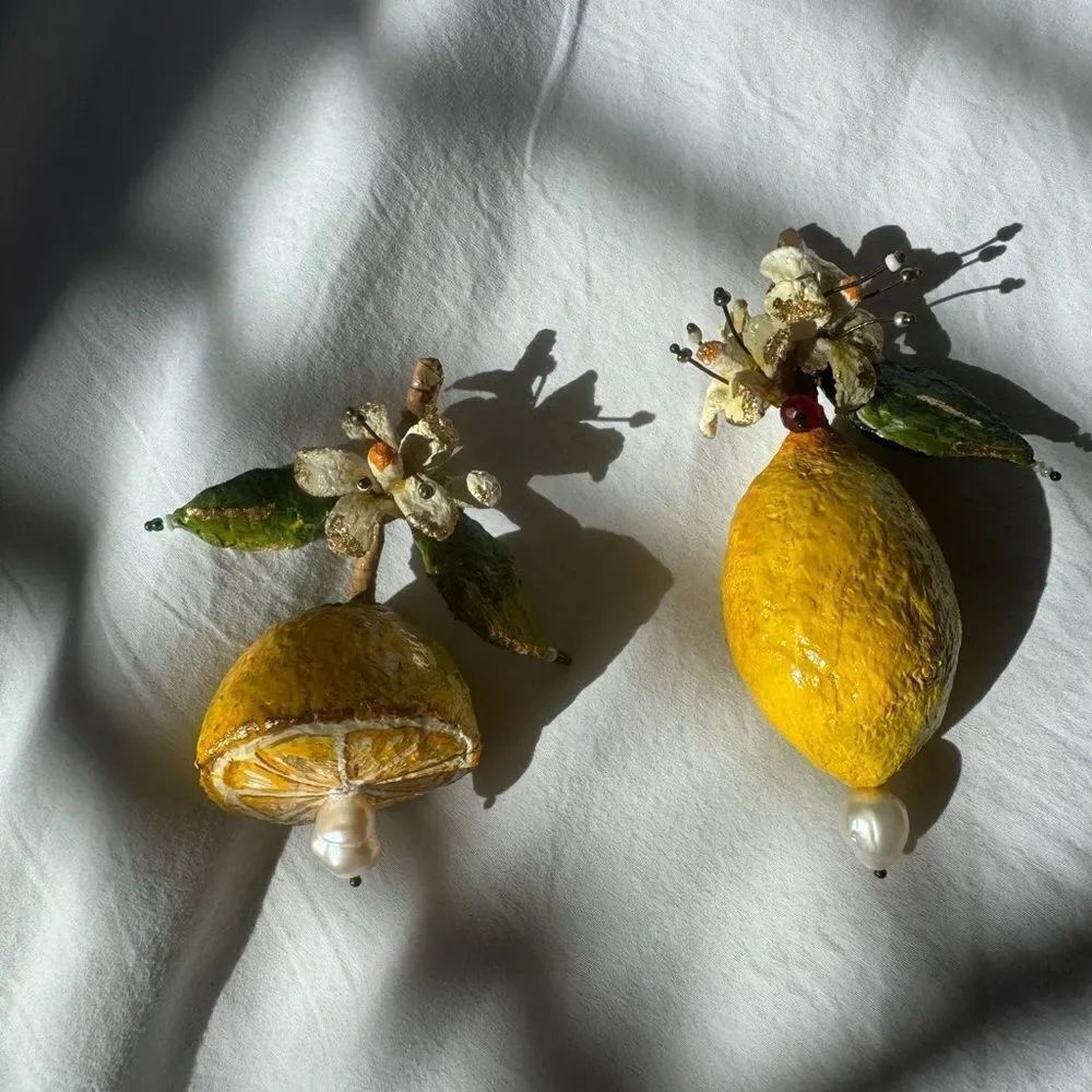 Statement Lemon earring - Picture 4 of 7
